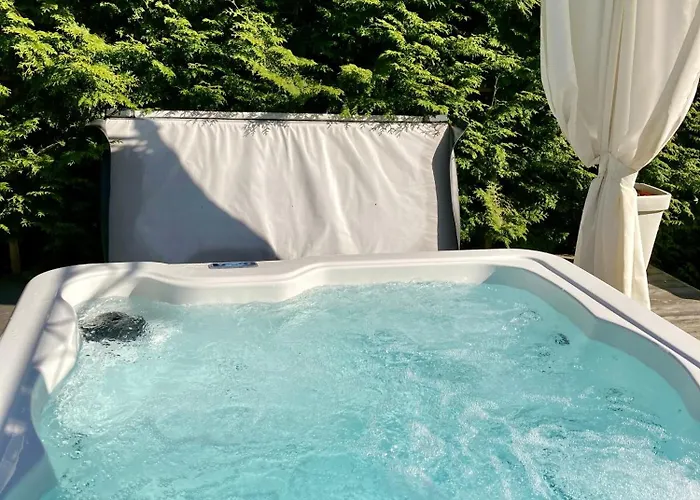 Cozy Holiday Apartment With Sauna & Outside Jacuzzi Дом отдыха